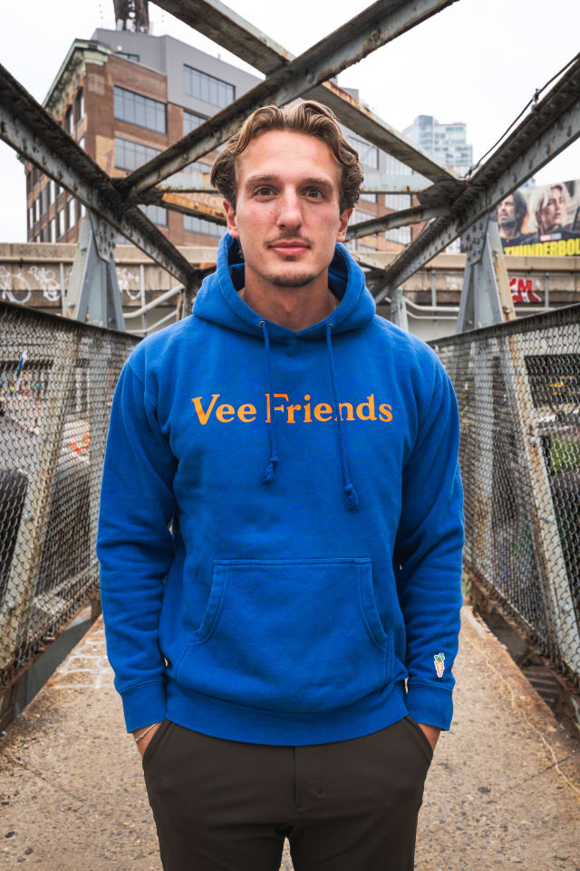 VeeFriends x Anwar Carrots