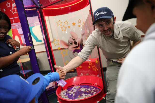 GaryVee loves getting his game on