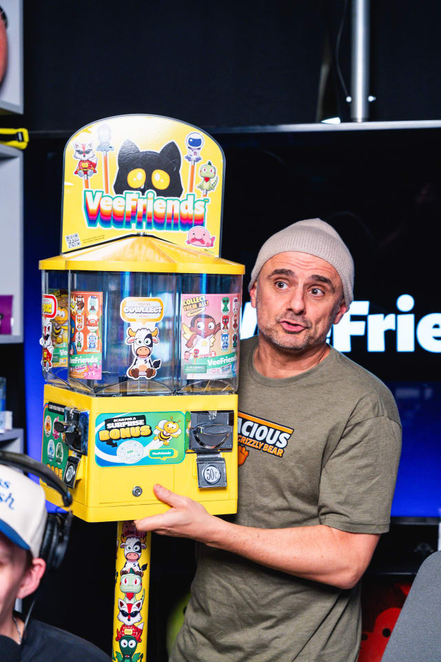 Gary: "Should I just giveaway this vending machine? Let's do it!"