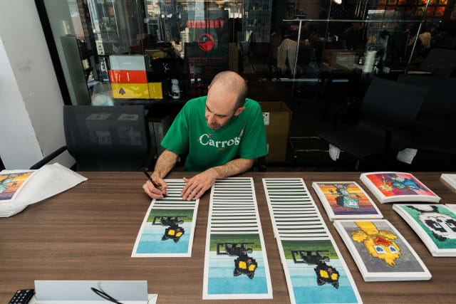 This drop featured signed prints by Adam Lister and GaryVee.